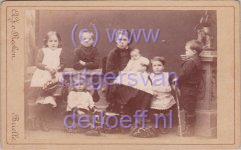 Kinderen van Romelia Rutgers van der Loeff (1854-1934) en Hubert Philippus de Kanter (1844-1906).