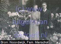 4 September 1938. Verloving Minke Mansholt (1911-2008) en Johannes Jacobus Manschot (1911-2004).