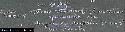 Huwelijksakte van "Tonnis Tanckinck zoon van Tonnis" en "Armgart te Manschot dochter van J(an)". Huwelijksdatum is 17 Juni 1692, datum van ondertrouw is 29 Mei 1692.